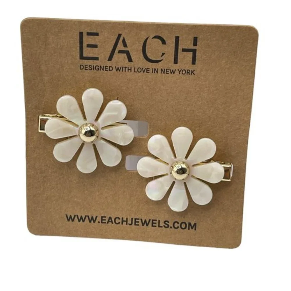 EACH Jewels Iridescent Daisy Flower Hair Clips